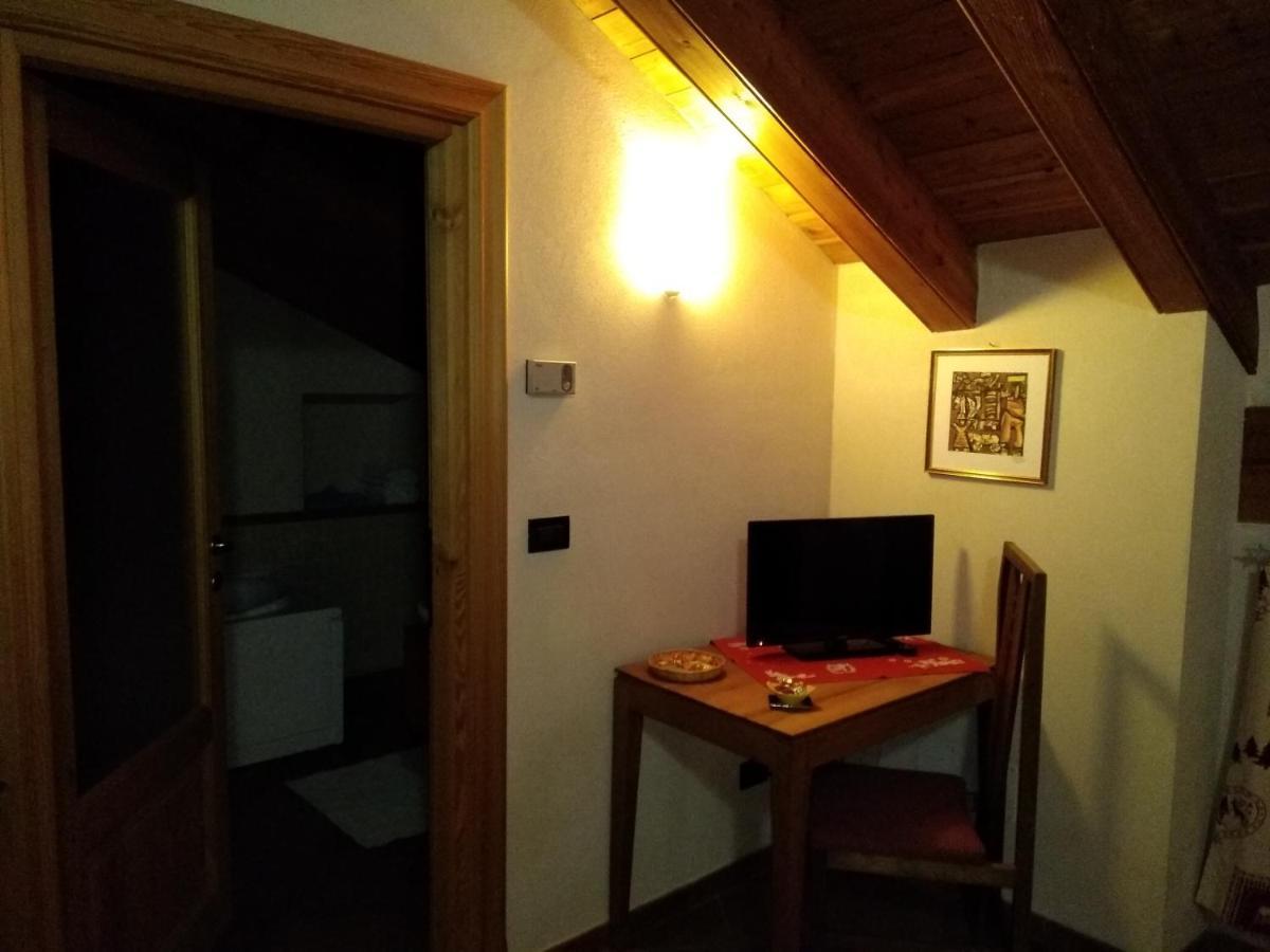 Affittacamere I Picchi 그레산 외부 사진